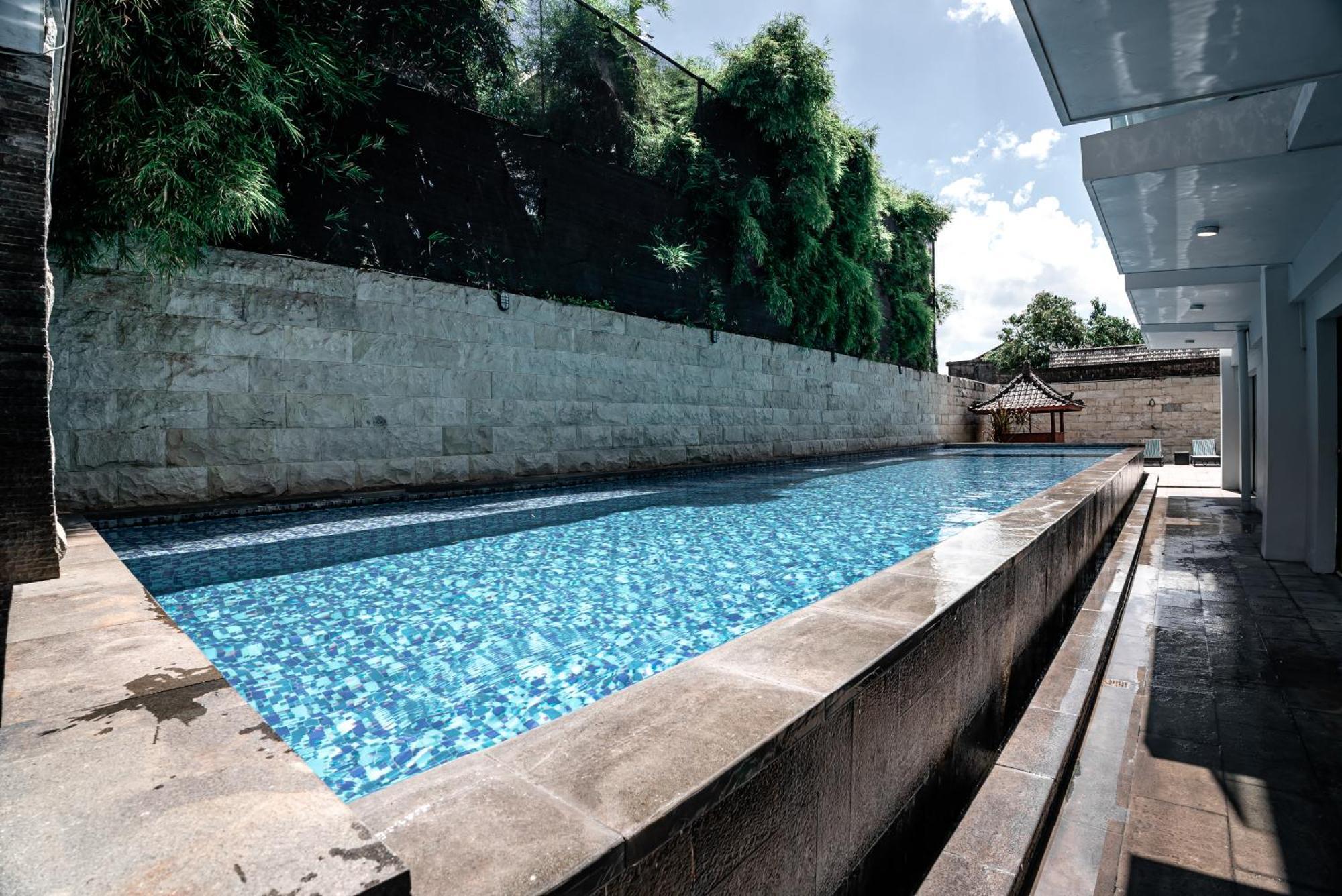 The Capital Hotel And Resort Seminyak Exterior foto