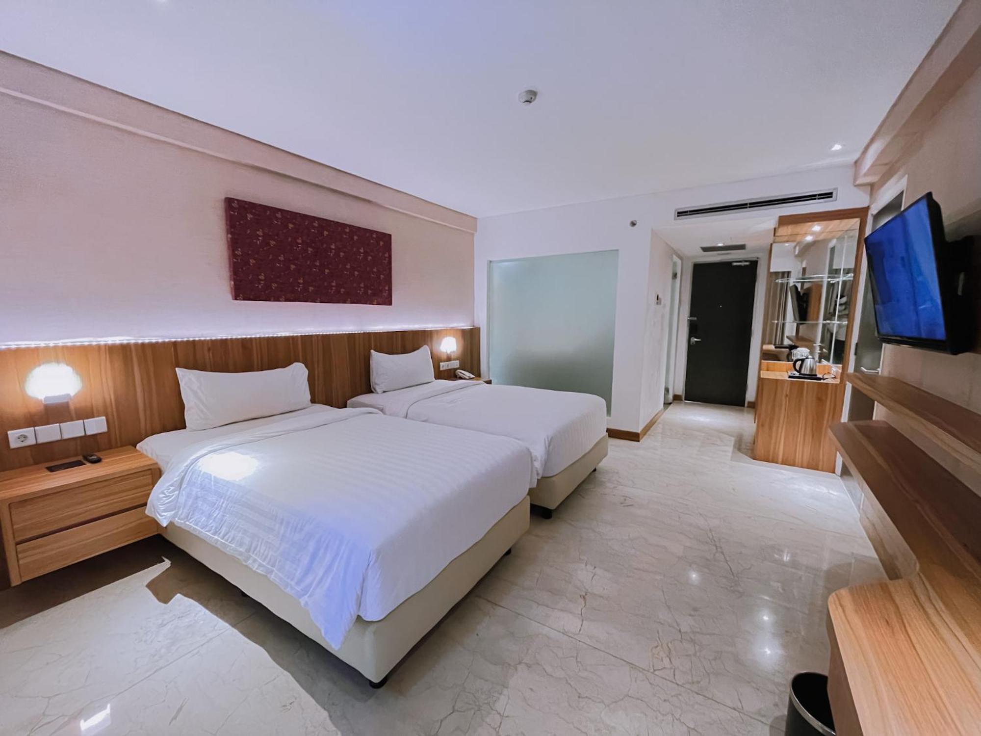 The Capital Hotel And Resort Seminyak Exterior foto